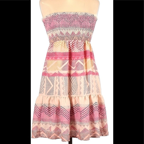 American Eagle Outfitters Dresses & Skirts - American Eagle Smock Strapless Dress Sz. M